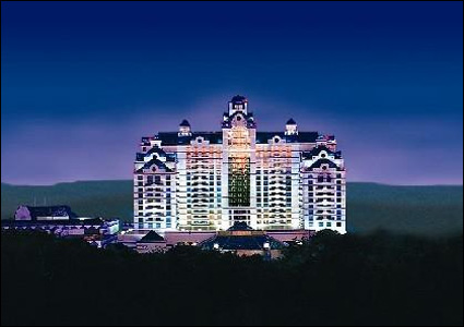 FAMED FOXWOOD INDIAN CASINO FACES $$$ WOES