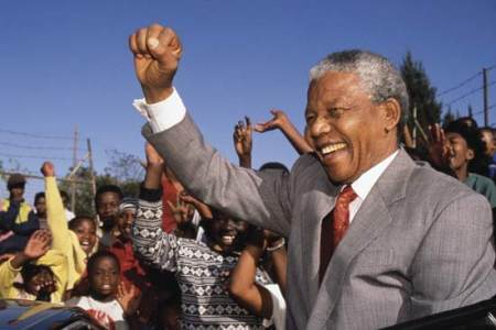 Mandela Makes First Trip Since Hospitalization 